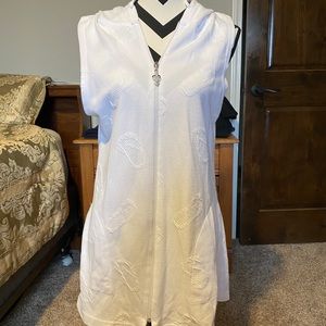Sleeveless swimsuit coverup, size XL